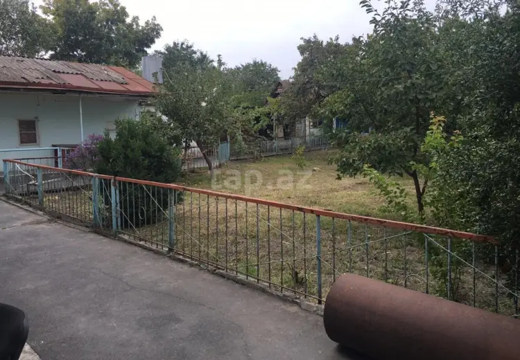 10 otaqlı mənzil , Zaqatala