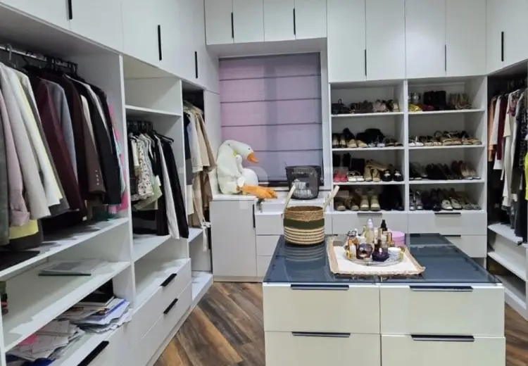 350 AZN - 7 otaqlı mənzil Kirayə (günlük), Mərdəkan, Xəzər, Bakı
