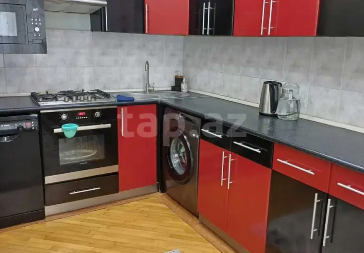 3 otaqlı mənzil , Bakı