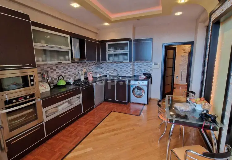 3 otaqlı mənzil , Yasamal qəs., Yasamal, Bakı