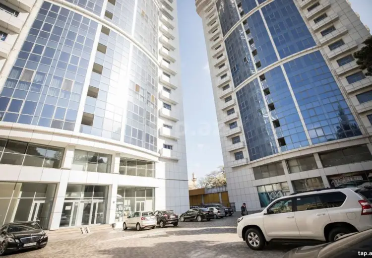 4 otaqlı mənzil , Nəsimi, Bakı