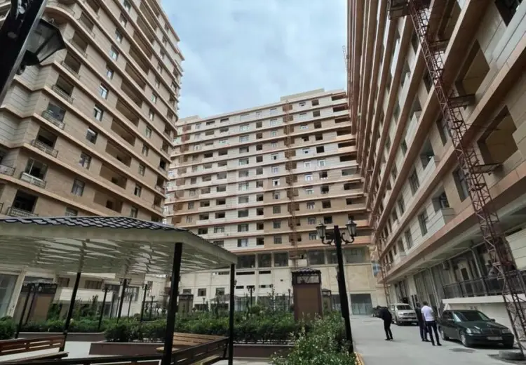 5 otaqlı mənzil , Nəsimi, Bakı