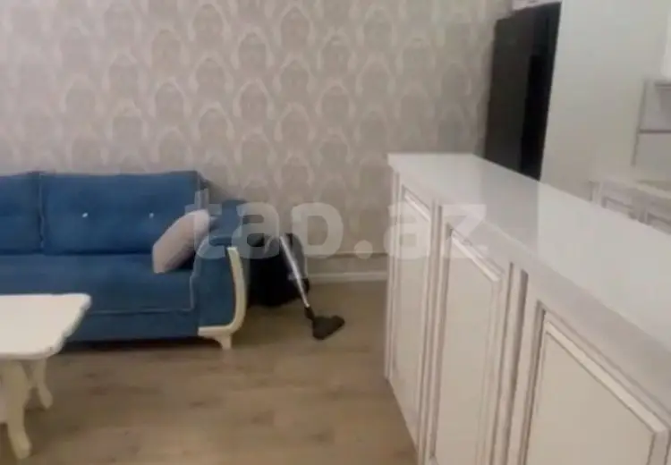 550 AZN - 3 otaqlı mənzil Kirayə (aylıq), Bakı