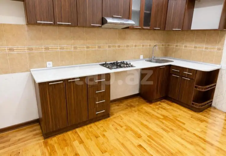 3 otaqlı mənzil , Bakı