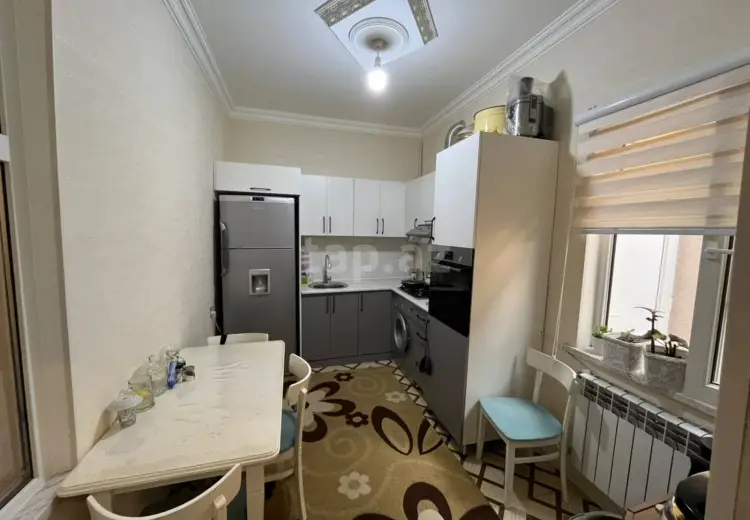 3 otaqlı mənzil , Bakı