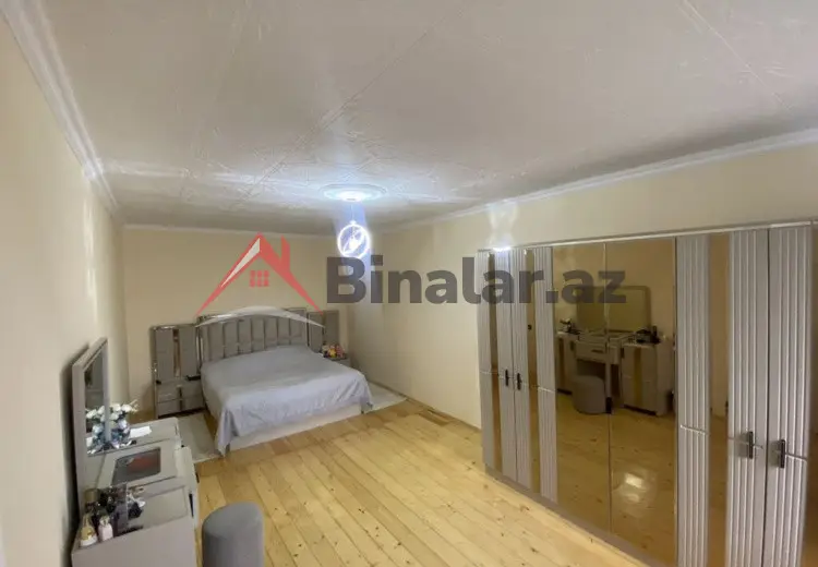 6 otaqlı mənzil Satılır, Şamaxı