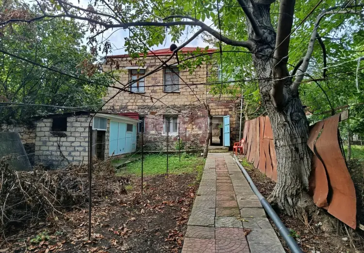 5 otaqlı mənzil , Göygöl