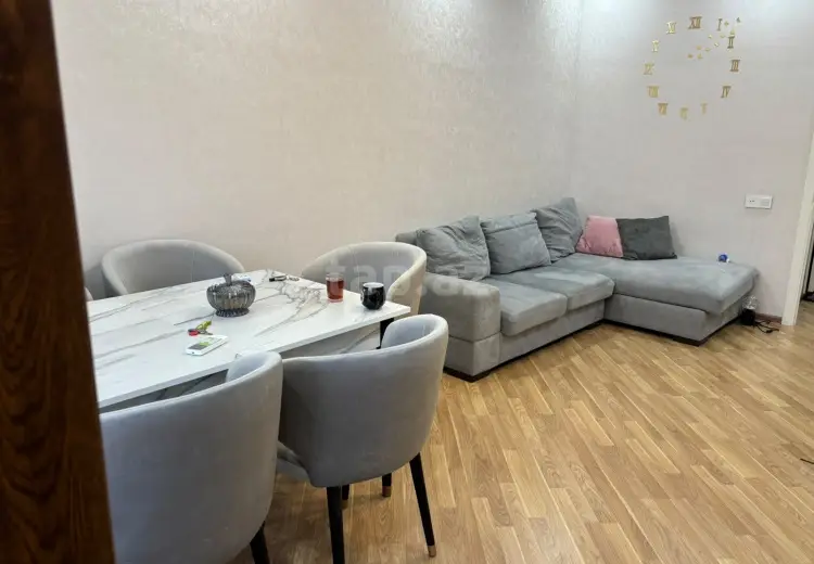 2 otaqlı mənzil , Bakı