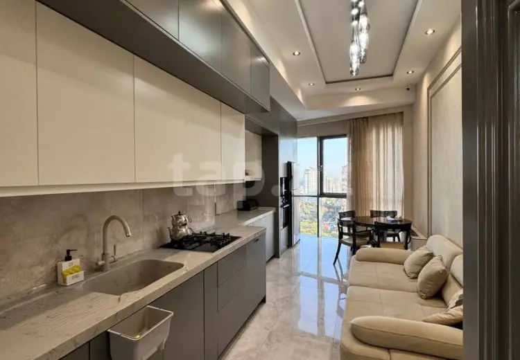 4 otaqlı mənzil , Bakı