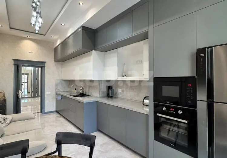 4 otaqlı mənzil , Bakı