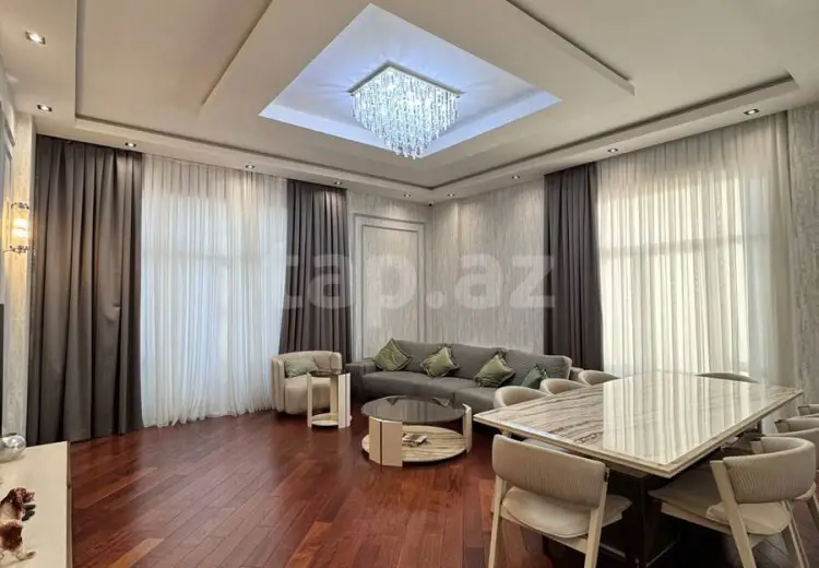 4 otaqlı mənzil , Bakı