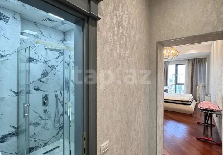 4 otaqlı mənzil , Bakı