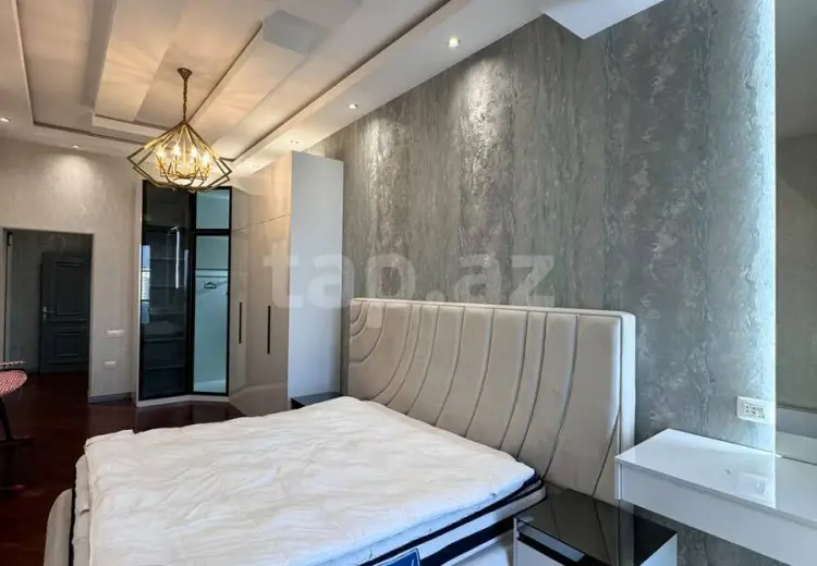 4 otaqlı mənzil , Bakı