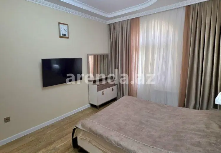 435 000 AZN - 10 otaqlı mənzil Satılır, Novxanı, Abşeron