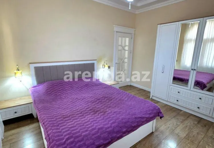 435 000 AZN - 10 otaqlı mənzil Satılır, Novxanı, Abşeron