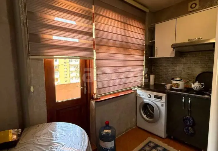 3 otaqlı mənzil , Bakı
