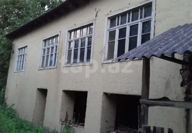 4 otaqlı mənzil , Quba
