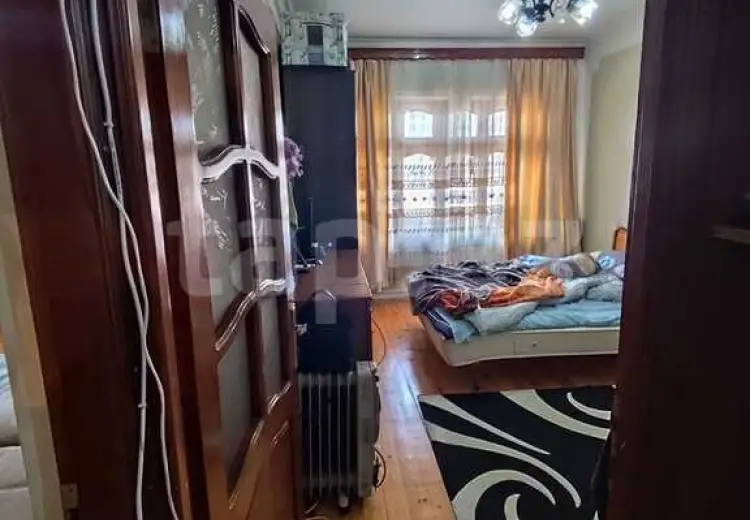 4 otaqlı mənzil , Bakı