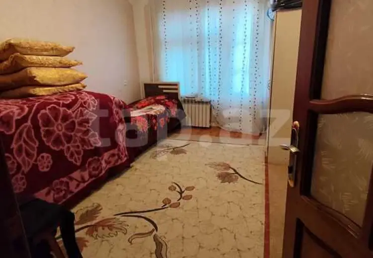 4 otaqlı mənzil , Bakı