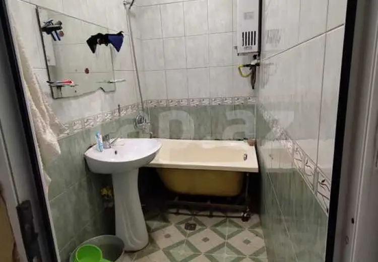4 otaqlı mənzil , Bakı