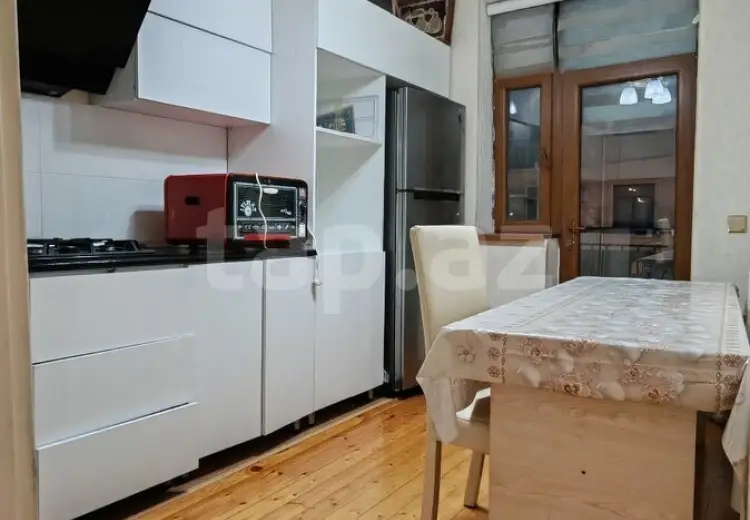 3 otaqlı mənzil , Xırdalan