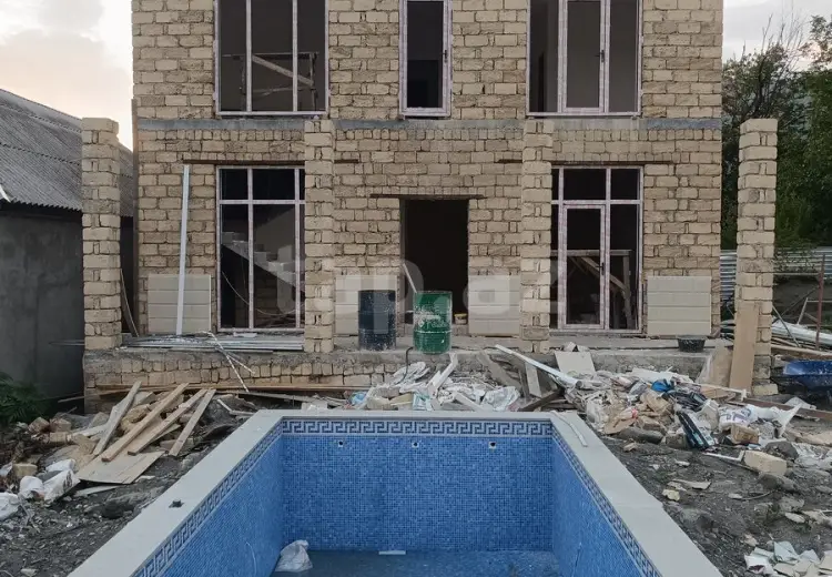 7 otaqlı mənzil , Qəbələ