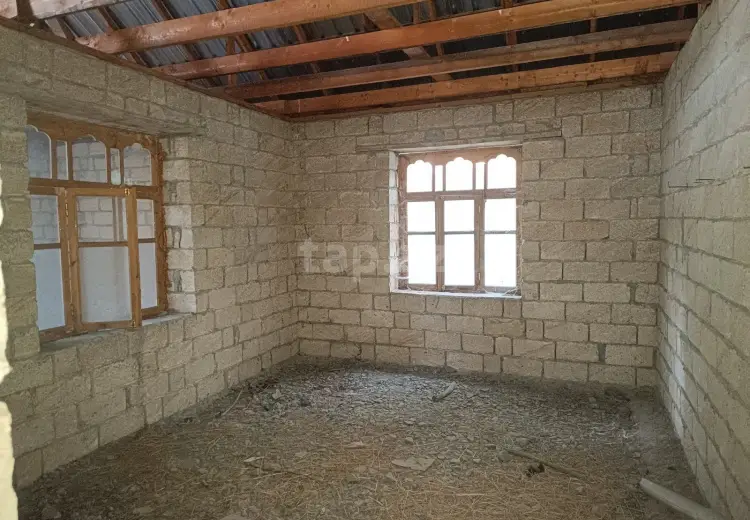 7 otaqlı mənzil , Qəbələ