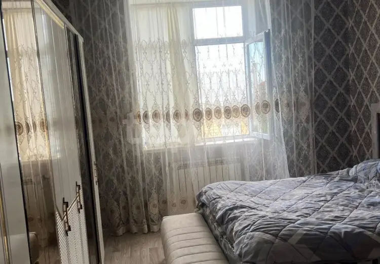 10 otaqlı mənzil , Quba