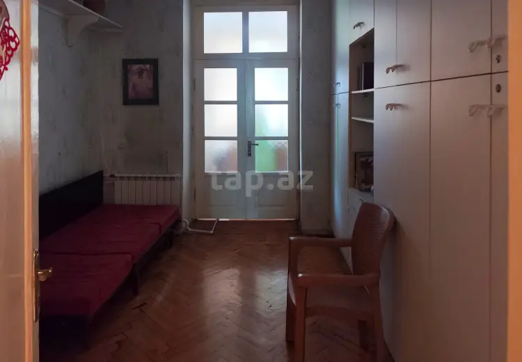 410 000 AZN - 5 otaqlı mənzil, Bakı
