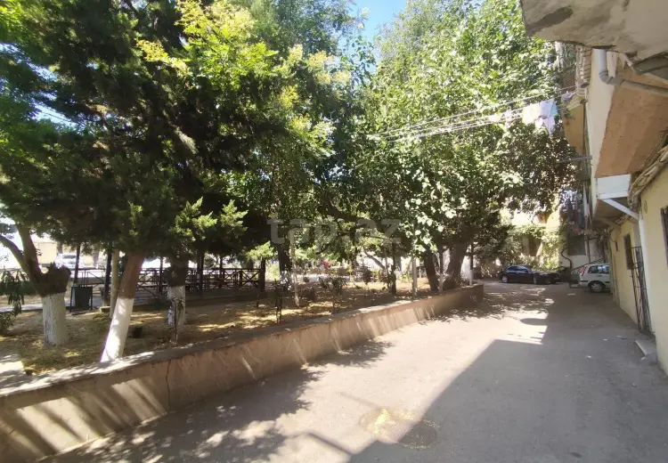 410 000 AZN - 5 otaqlı mənzil, Bakı