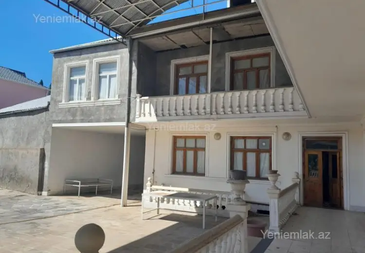 10 otaqlı mənzil Satılır, Gəncə