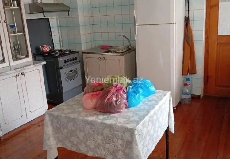 10 otaqlı mənzil Satılır, Gəncə