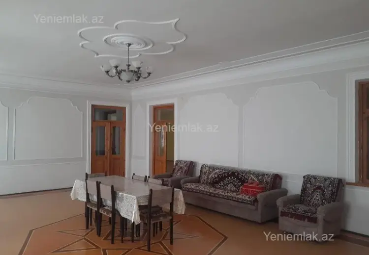 10 otaqlı mənzil Satılır, Gəncə