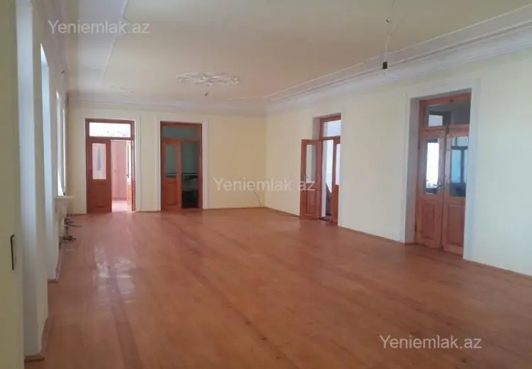 10 otaqlı mənzil Satılır, Gəncə