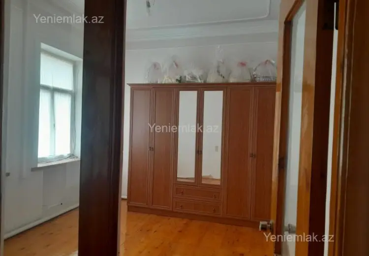 10 otaqlı mənzil Satılır, Gəncə