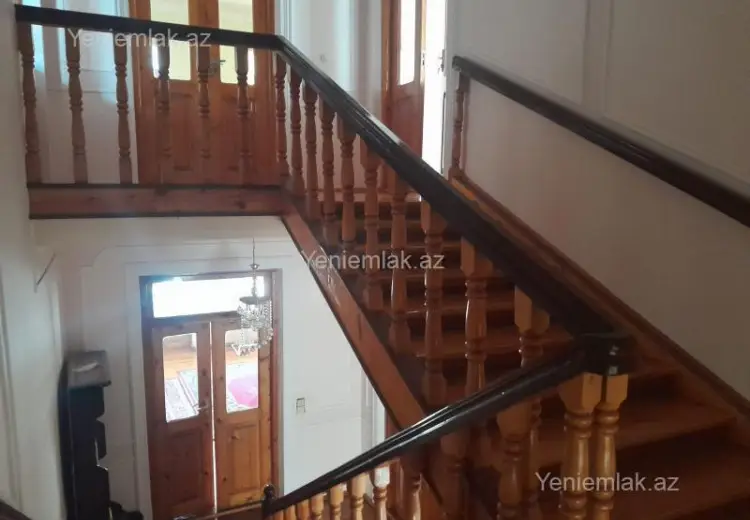 10 otaqlı mənzil Satılır, Gəncə