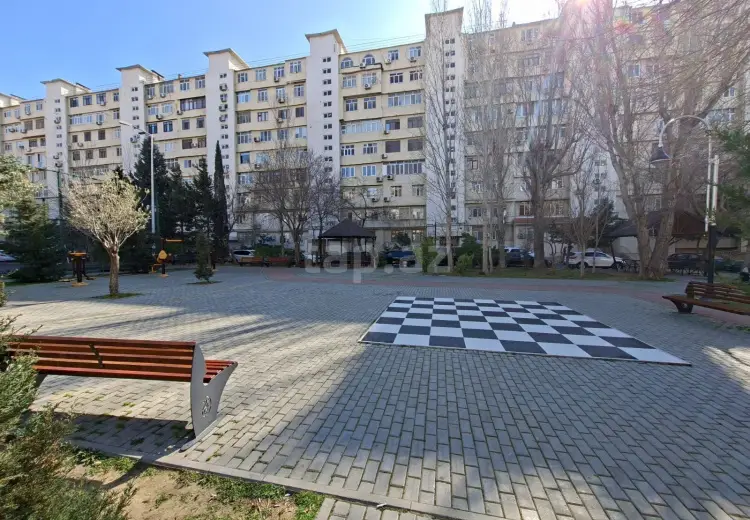 5 otaqlı mənzil , Bakı