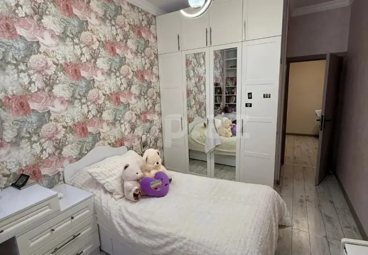4 otaqlı mənzil , Xırdalan