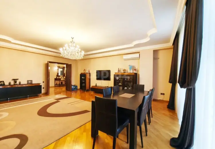 4 otaqlı mənzil Kirayə (aylıq), Bakı