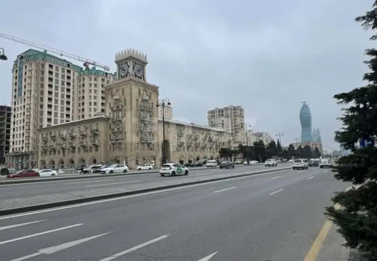 3 otaqlı mənzil , Bakı