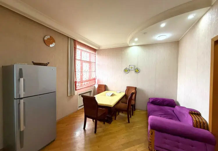 4 otaqlı mənzil , Bakı