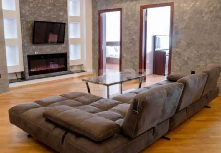 4 otaqlı mənzil , Bakı