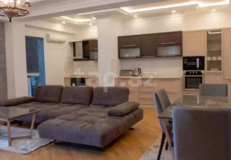 4 otaqlı mənzil , Bakı