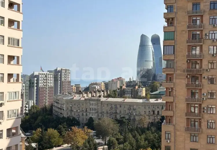 3 otaqlı mənzil , Bakı