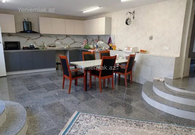 270 000 AZN - 8 otaqlı mənzil Satılır, Əmircan qəs., Suraxanı, Bakı