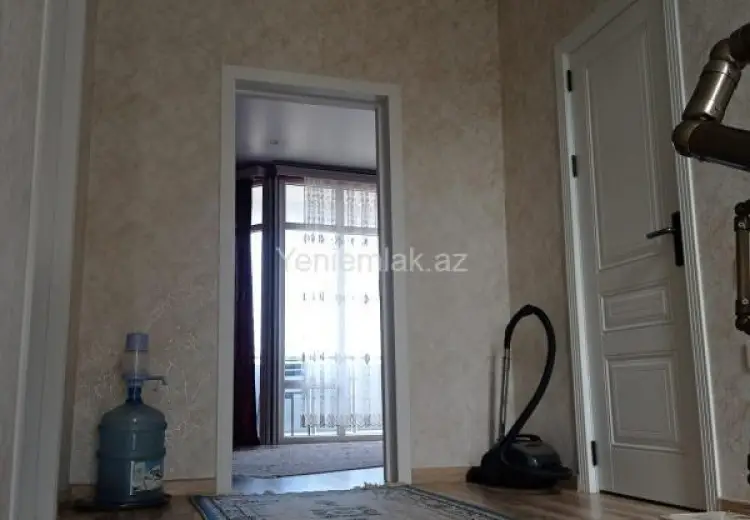 270 000 AZN - 8 otaqlı mənzil Satılır, Əmircan qəs., Suraxanı, Bakı