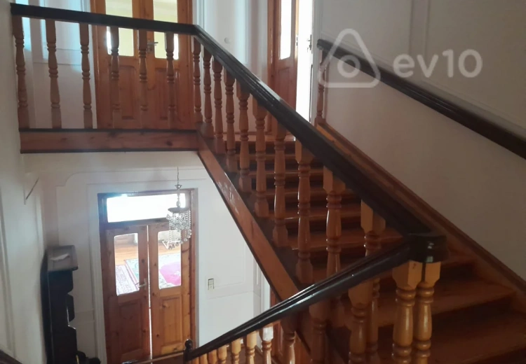 10 otaqlı mənzil Satılır, Gəncə