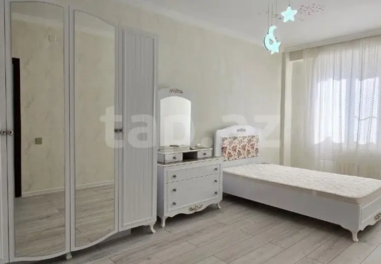 3 otaqlı mənzil , Xırdalan