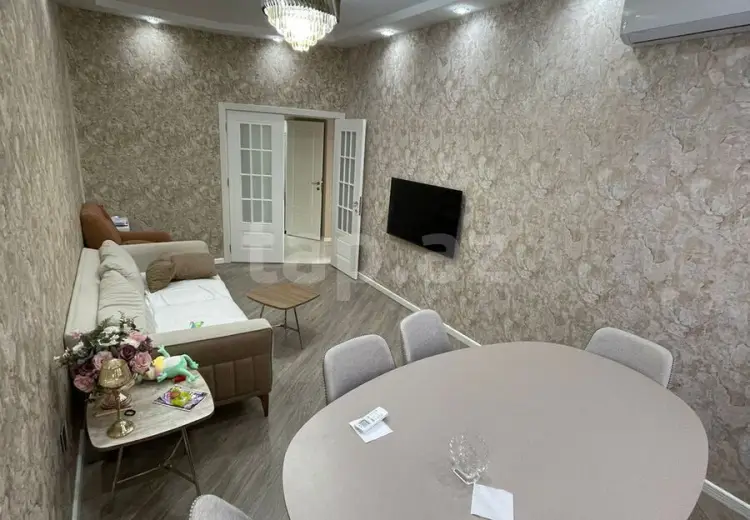 3 otaqlı mənzil , Bakı