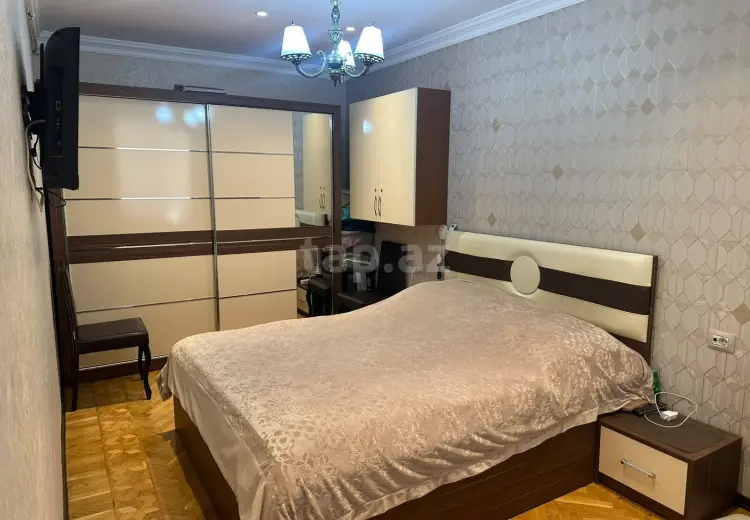 4 otaqlı mənzil , Bakı
